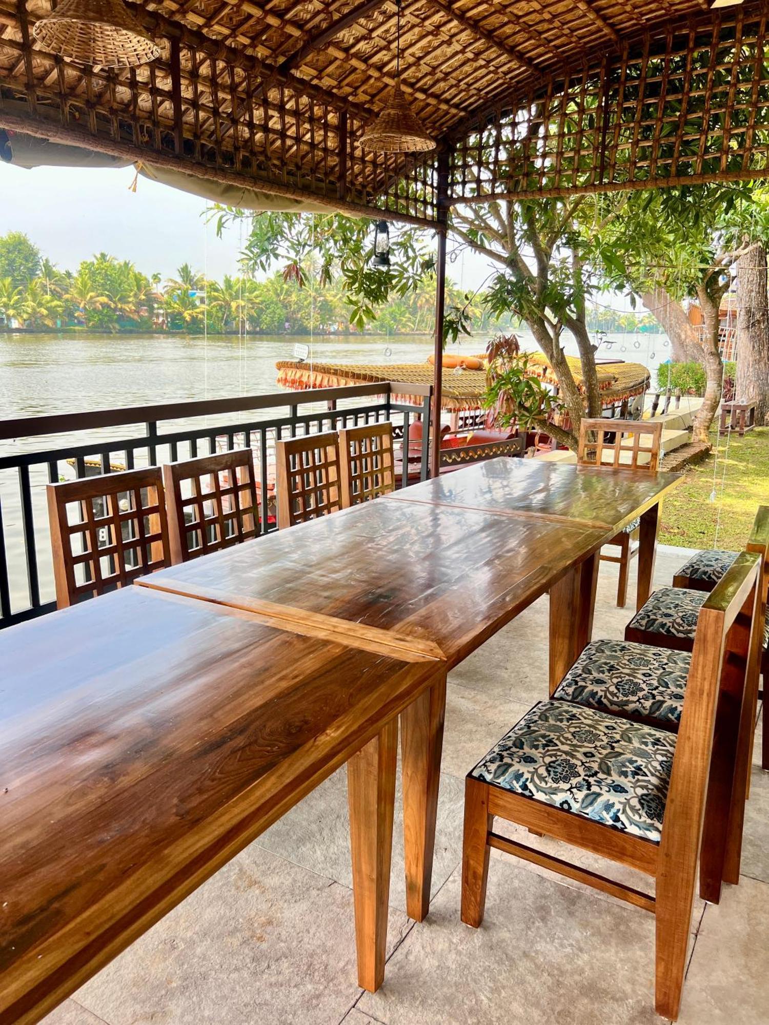 The Pamba Heritage Villa Champakulam Esterno foto