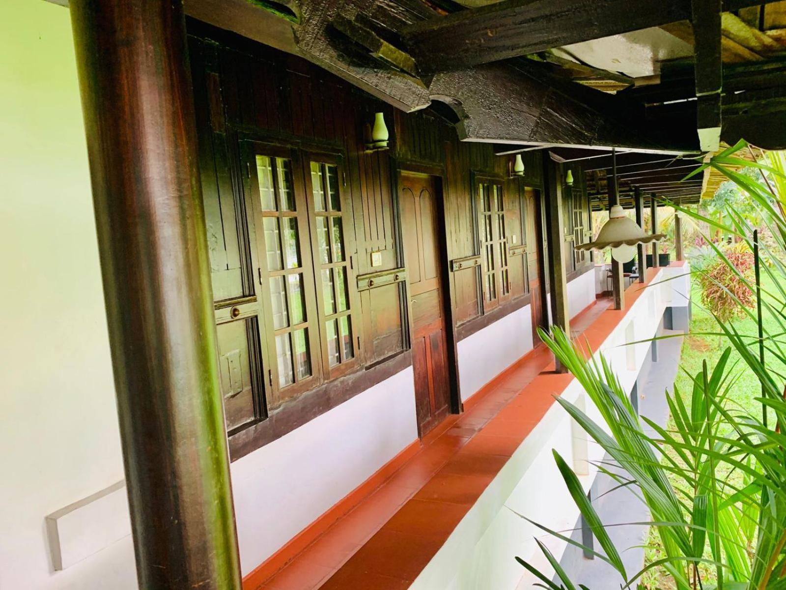 The Pamba Heritage Villa Champakulam Esterno foto